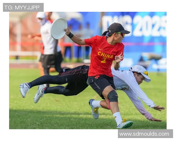 飞盘战术揭秘：深入解析北京飞盘队的进攻策略与团队配合技巧